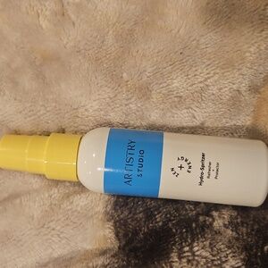 Hydro Spritzer Refresher + Protector